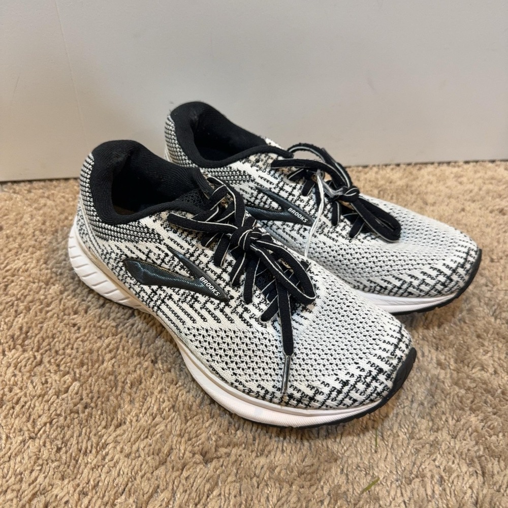 Brooks Revel 3 Shoes Womens Sz 6.5B White Running Cushioned Sneakers 1203021B121 - Picture 3 of 9